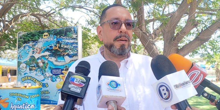 “Aquática” invita a la familia marabina a disfrutar de la Semana Santa en horario especial