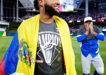 Alcaldía de Maracacibo entregará llaves de la ciudad a los beisbolistas Wilyer Abreu y Jackson Chourio