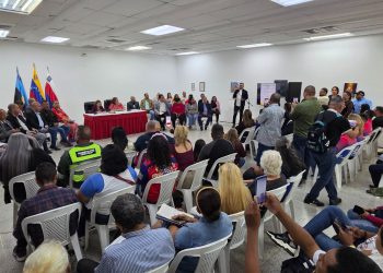 Legisladores y concejales zulianos sesionan para evaluar Plan de Inversión Hídrica 2026 3 Legisladores y concejales zulianos sesionan para evaluar Plan de Inversión Hídrica 2026
