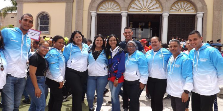 Sector educativo de Monagas se moviliza en Maturín para exigir el cese de las sanciones económicas