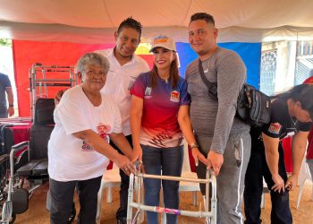 Con entrega de ayudas humanas y jornada integral la Alcaldía de Maracaibo llegó al barrio 19 de Abril
