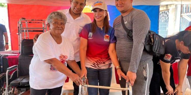 Con entrega de ayudas humanas y jornada integral la Alcaldía de Maracaibo llegó al barrio 19 de Abril