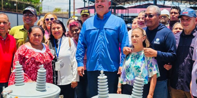 Gobernador Caldera lidera entrega de 150 nuevos transformadores para los 21 municipios del estado