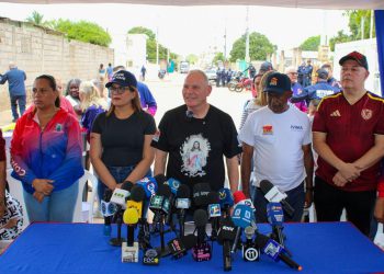 Cumpliendo solicitudes de la campaña alcalde Di Martino inicia Plan Techo Comunal desde La Chamarreta