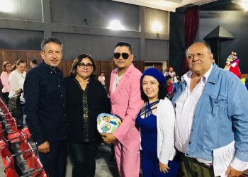 Maestro Romer Botini: Icono del Arte en Movimiento en Venezuela