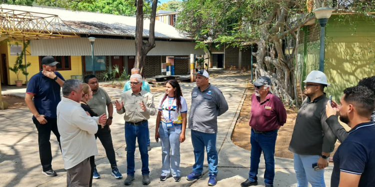 Plan LUZ: Electrificación de la Facultad de Ciencias Jurídicas y Políticas alcanza un 70% de ejecución