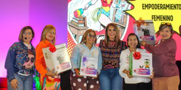 Mujeres de la Alcaldía de Maracaibo disfrutaron entre premios y música una jornada de motivación
