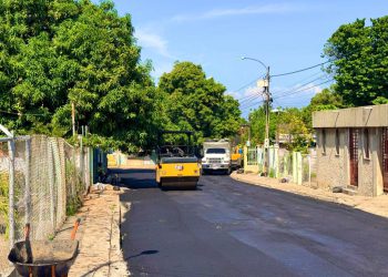 Plan Estadal de Asfaltado transforma la vialidad en el barrio Puerto Rico III de Maracaibo