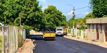 Plan Estadal de Asfaltado transforma la vialidad en el barrio Puerto Rico III de Maracaibo