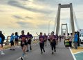 2.000 atletas cruzaron el imponente Puente sobre el Lago en la I edición de la Copa Tawala