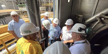 Ministro Rolando Alcalá inspeccionó avances en la Planta de Generación Termozulia