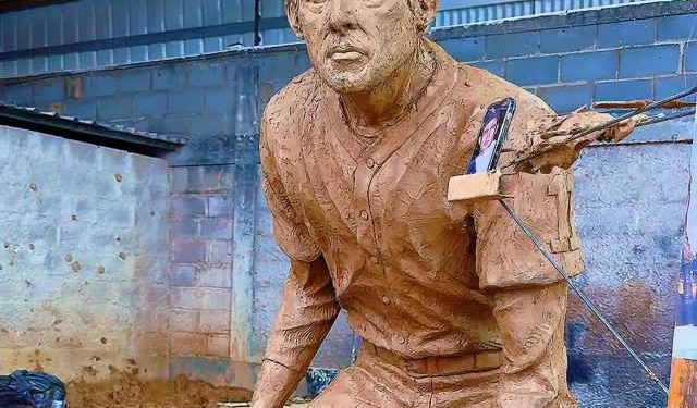 Avanza estatua y proyecto de museo para honrar al grandeliga Luis Aparicio