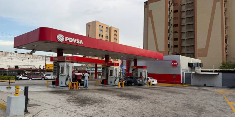 Reportan normalidad en estaciones de servicio de Maracaibo y San Francisco tras   Plan Especial 24 horas