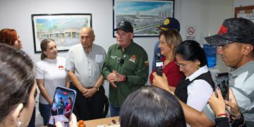Alcaldía de Maracaibo se compromete a solucionar la falla eléctrica del C.C. Ciudad Chinita en dos días