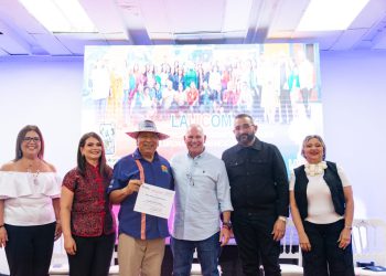 LAUICOM gradúa a 82 servidores públicos en Comunicación Política 4 LAUICOM gradúa a 82 servidores públicos en Comunicación Política