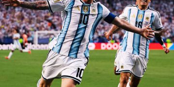 Argentina se mete en los 16avos de final con un Lionel Messi de récord