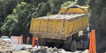 Con 75% de avance recuperan vialidad en kilómetro 29 de El Junquito