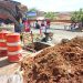 Gobernación del Zulia ejecuta plan de limpieza y mantenimiento de drenajes en el Mercado Las Playitas de Maracaibo
