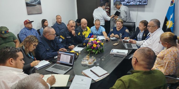 Autoridades legislativas y policiales evalúan regulaciones de movilización segura en motocicletas 1 Autoridades legislativas y policiales evalúan regulaciones de movilización segura en motocicletas