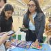Fomutur sigue la fiebre mundialista con el intercambio de barajitas en centros comerciales