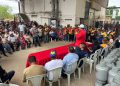 Gobernador Luis Caldera entrega 840 cilindros de gas a cuatro comunas de Maracaibo
