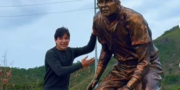 Josué Benjamín Figueroa inmortaliza a Luis Aparicio en una escultura para Maracaibo 11 Josué Benjamín Figueroa inmortaliza a Luis Aparicio en una escultura para Maracaibo