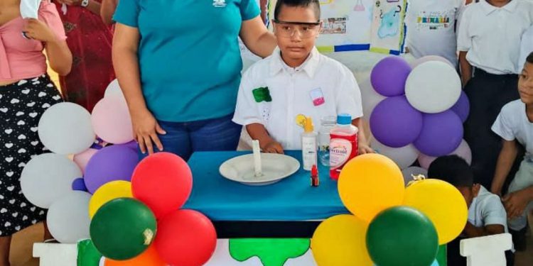Feria Pedagógica de Ciencia y Tecnología culmina con éxito en Machiques de Perijá