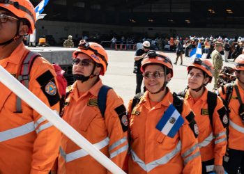 Países envían contingentes y equipos de rescate a Venezuela tras devastadores sismos