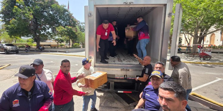 Alcalde Di Martino: “Más de 300 toneladas de insumos han salido de la Alcaldía de Maracaibo”