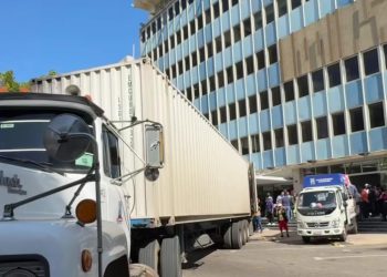 La solidaridad mueve al gremio de camioneros ante esta tragedia nacional