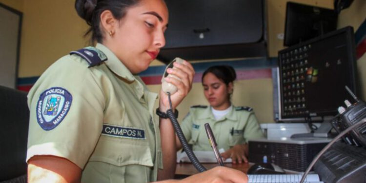 Polimaracaibo atiende denuncia por presunta estafa en financiamiento de motocicletas en la zona norte
