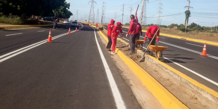 Plan Estadal de Asfaltado sigue transformando las vías principales de Maracaibo
