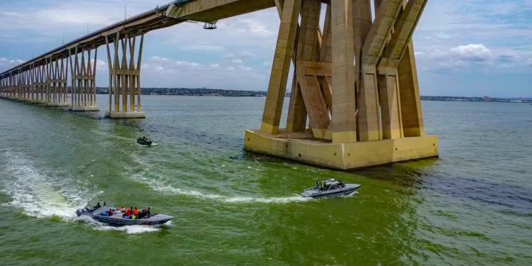 En Zulia evalúan condiciones estructurales del Puente sobre el Lago