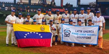 Campeones venezolanos: Pequeña Liga de Coquivacoa gana el Campeonato  Latinoamericano Senior de Béisbol