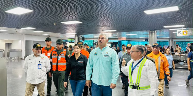 Gobernador Luis Caldera inspecciona avances en la recuperación del Aeropuerto del Zulia