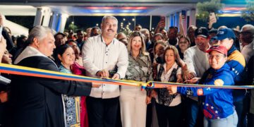 Gobernador Caldera entrega rehabilitación integral de la Circunvalación 1 para beneficiar a más de 2 millones de habitantes de Maracaibo y San Francisco