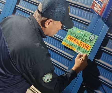 Polimaracaibo sanciona y ordena cierre temporal de licorería por incumplir ordenanza municipal.