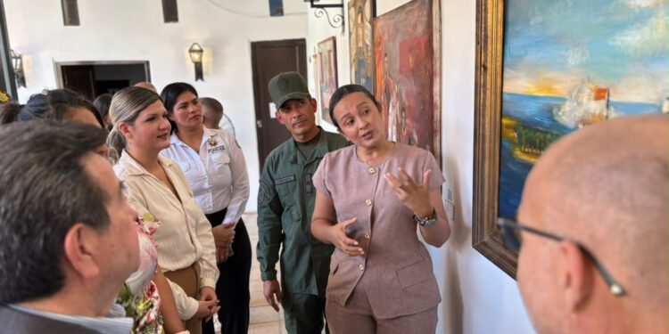 El arte revive la historia en la colectiva «203 años de la Batalla Naval del Lago y la Firma del Acta de la Capitulación»