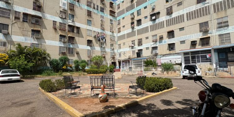 700 familias beneficiadas con trabajos de rehabilitación integral de Residencias El Trébol
