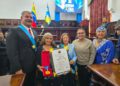 Zulia rinde tributo al poeta y escritor Udón Pérez y otorga Orden Lago de Maracaibo a 100 años de su siembra