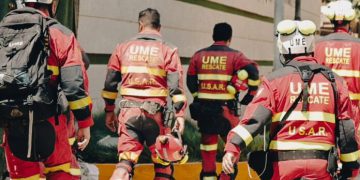 Los Ángeles del Bloque y el Concreto: La Carrera Contra el Reloj de los Rescatistas Internacionales en Venezuela