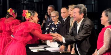 Más de 300 artistas y gestores culturales del Zulia reciben acreditación de saberes