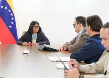 Presidenta Delcy Rodríguez revisa Agenda Económica Nacional y la ejecución de fondos de emergencia post-sismos 3 Presidenta Delcy Rodríguez revisa Agenda Económica Nacional y la ejecución de fondos de emergencia post-sismos