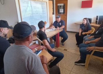 SEDEBAT y Esomercasur se preparan para la formalización de los comerciantes 2 SEDEBAT y Esomercasur se preparan para la formalización de los comerciantes