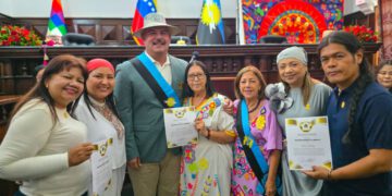 Gobernador Luis Caldera ratifica compromiso con los pueblos indígenas en sesión solemne del Clez