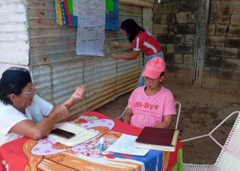 Masiva asistencia en la renovación de vocerías de consejos comunales en la parroquia Antonio Borjas Romero