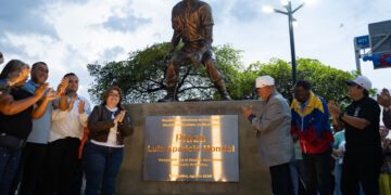 Monumento a Luis Aparicio “El Grande” es la mayor muestra de amor del pueblo marabino