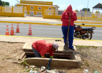 Optimizan sistema de drenajes en la Circunvalación 3 a través del Instituto Regional del Ambiente