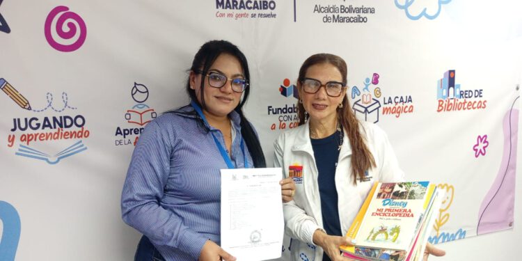 Fundabiblioteca entregó 1400 libros a escuelas de Maracaibc con la campaña “Dona un Libro”