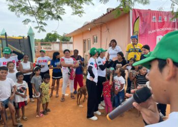 100 niños y niñas del Barrio Las Trinitarias disfrutaron del Plan Vacacional Comunitario REIR